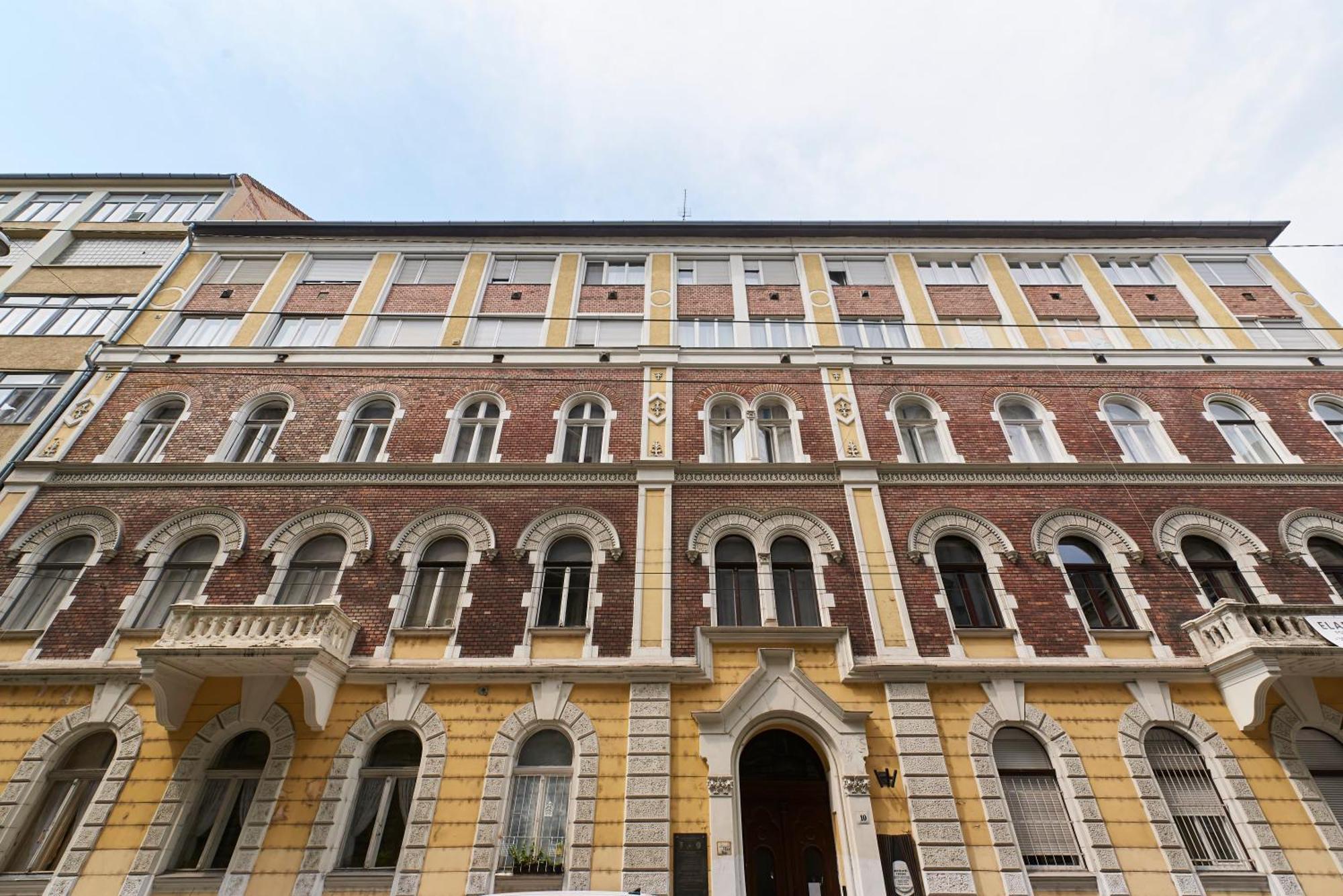 U Home Central Boedapest Buitenkant foto